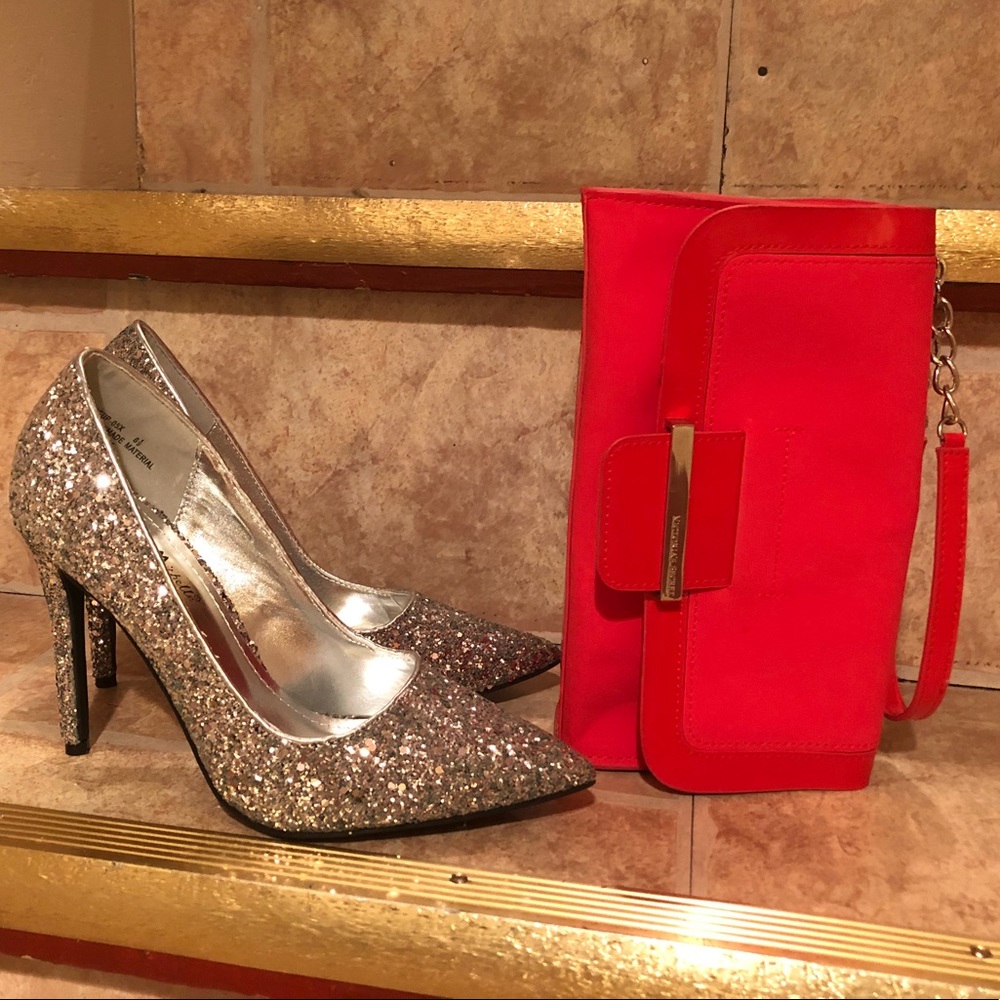 Sparkly Heels 👠